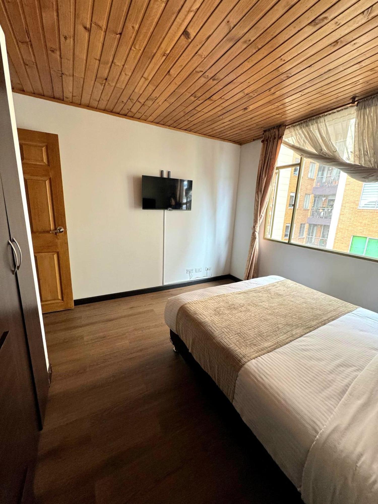 Hotel Oporto 83 Bogotá Esterno foto