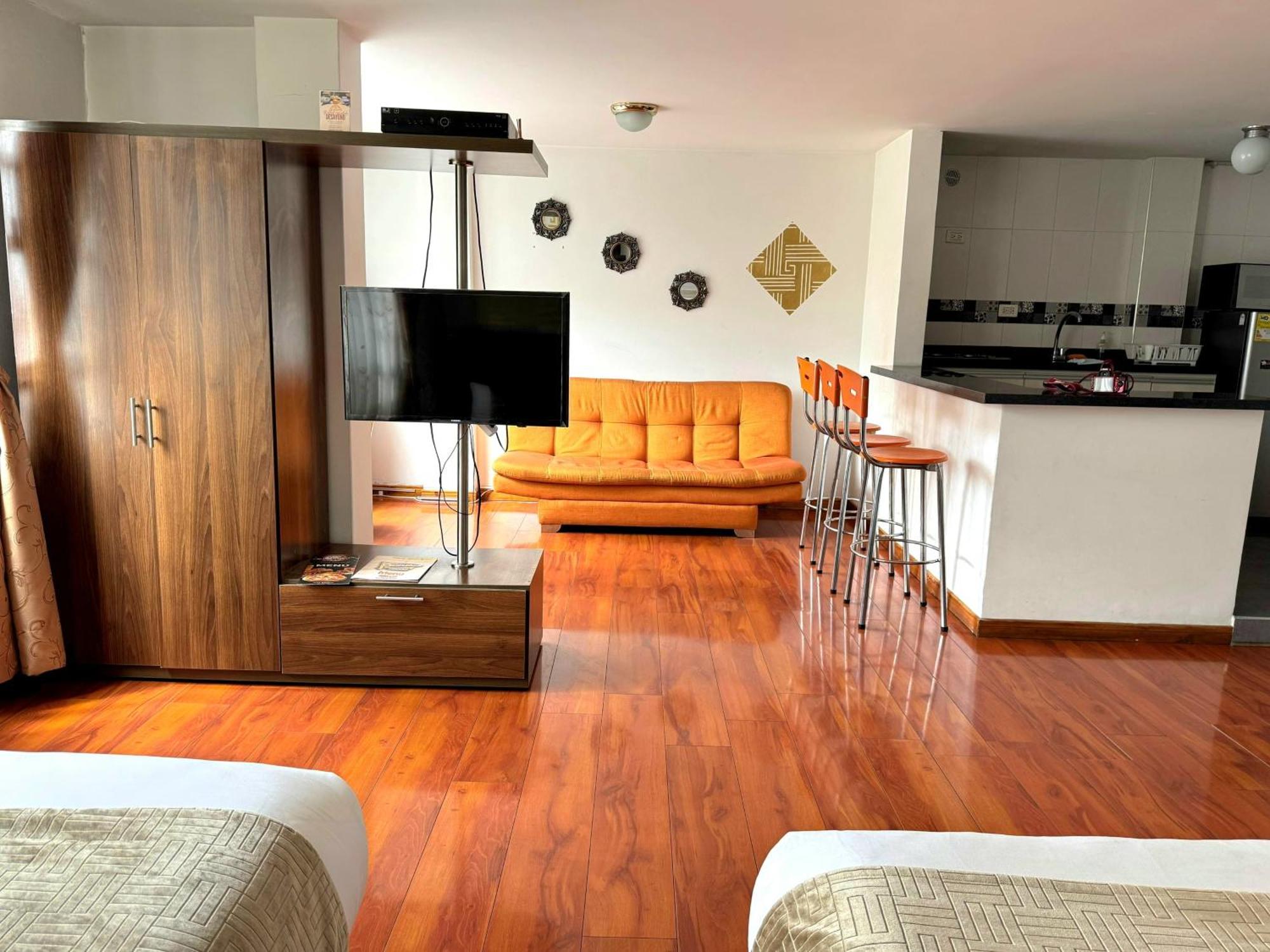 Hotel Oporto 83 Bogotá Esterno foto